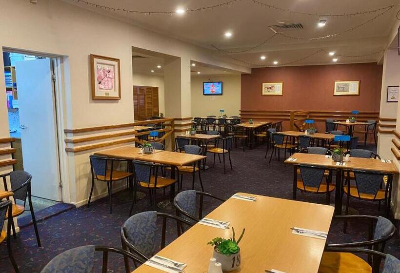 Nightcap At Horse & Jockey Hotel Warwick