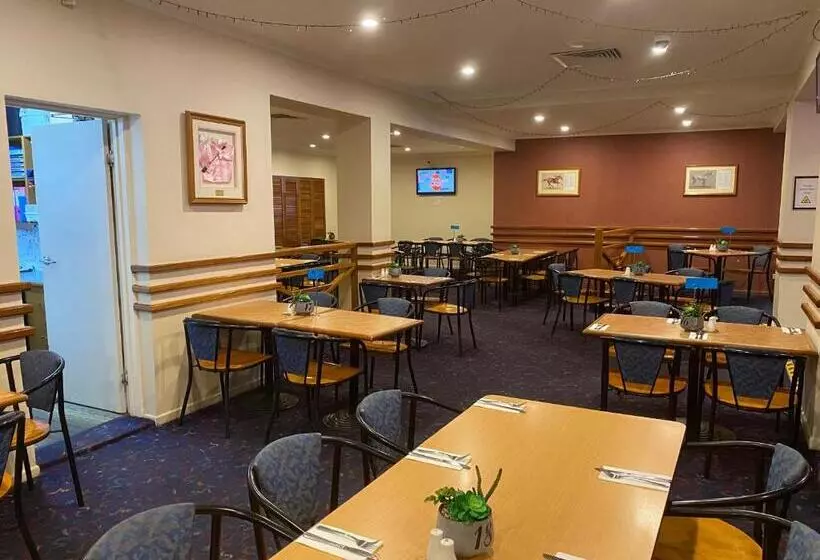 Nightcap At Horse & Jockey Hotel Warwick