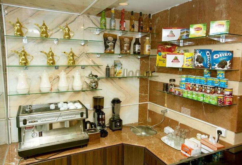 ホテル قصر البسمة للشقق المخدومةsmile Serviced Apartments