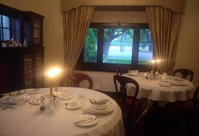 Hotelli Fernweh Guesthouse