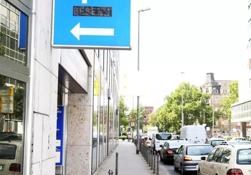 Main Hotel Frankfurt City