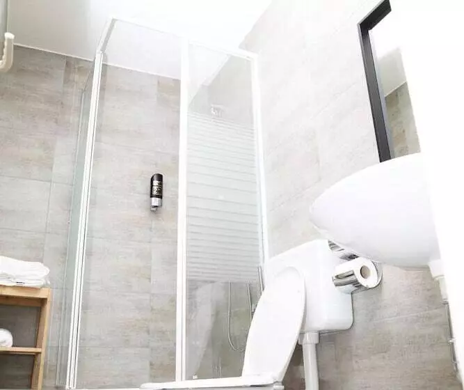 Main Hotel Frankfurt City