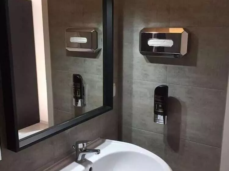 Main Hotel Frankfurt City