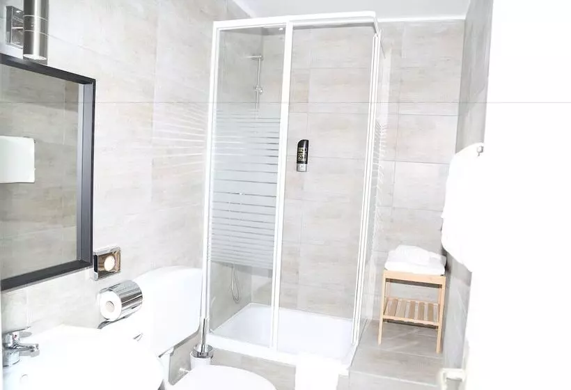 Main Hotel Frankfurt City