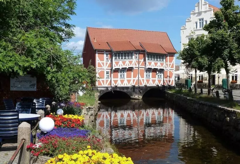 Hotelli Pension Am Burgwall