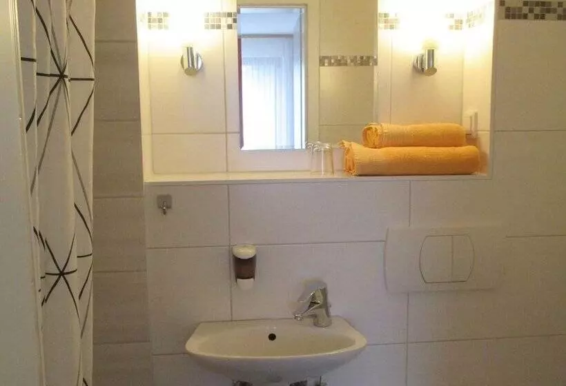 Hotelli Pension Am Burgwall