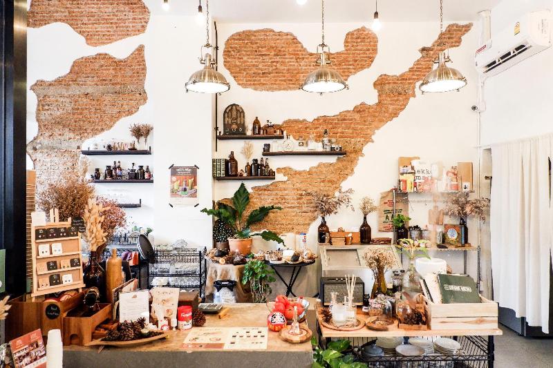 Отель The Old City Wall Inn