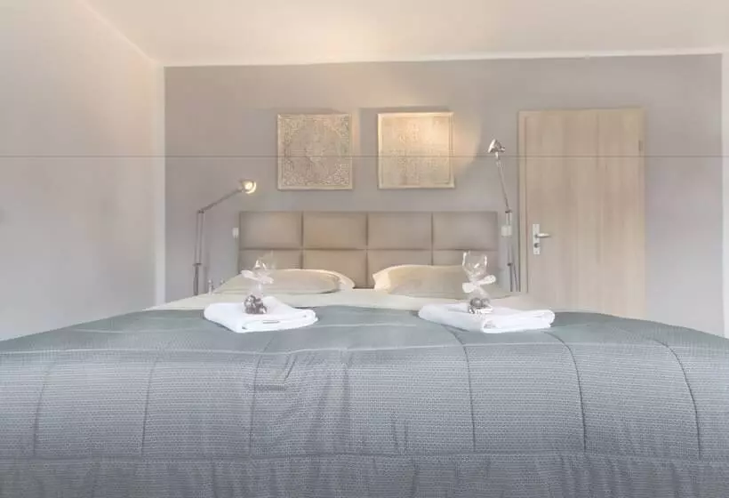 Hotelli Tm Suites