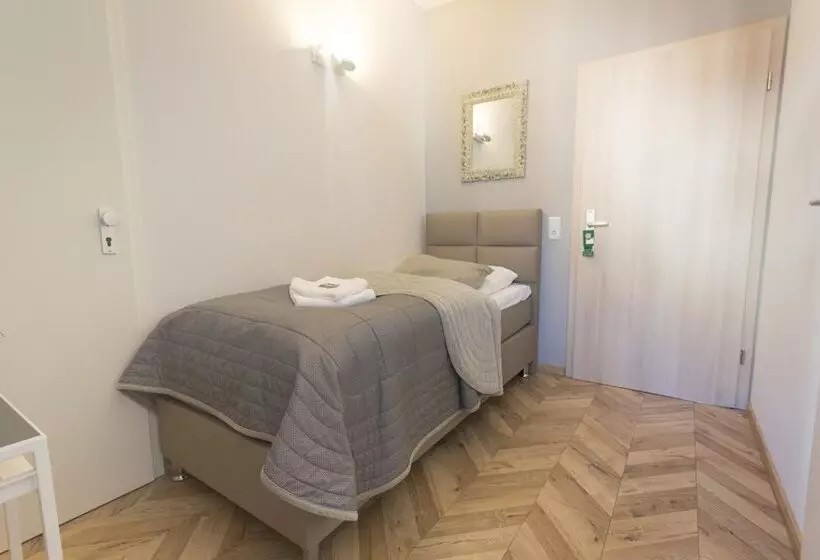 Hotelli Tm Suites