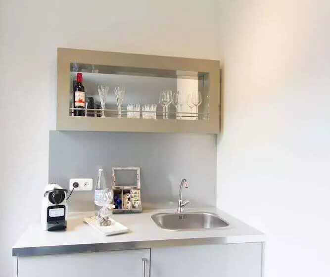 Hotelli Tm Suites