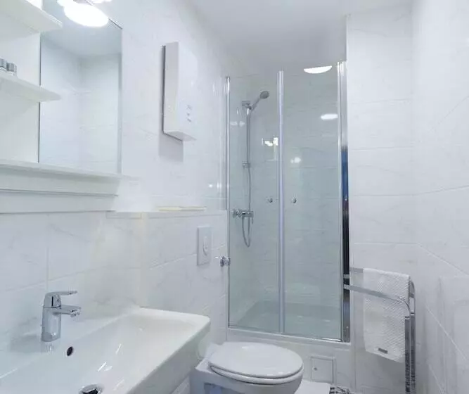Hotelli Tm Suites