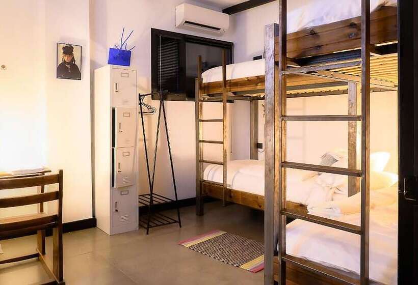 مسافرخانه Lanave