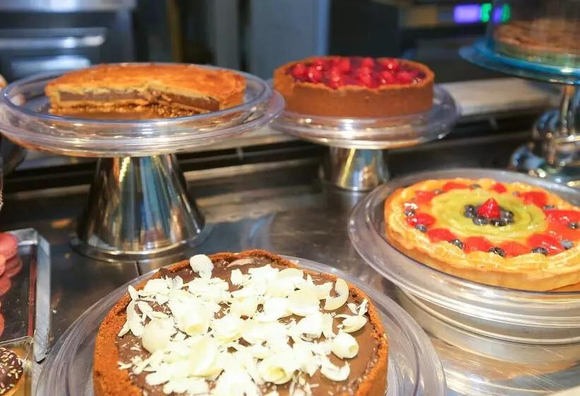 Hotelli Amalia Bakery Home