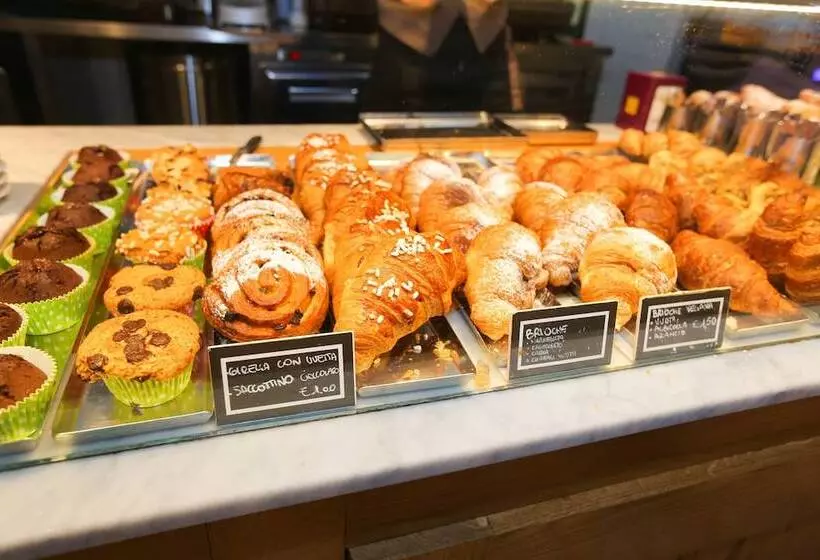 Hotelli Amalia Bakery Home