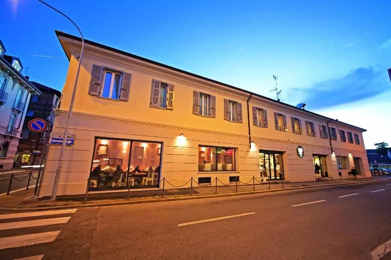 Hotelli Amalia Bakery Home