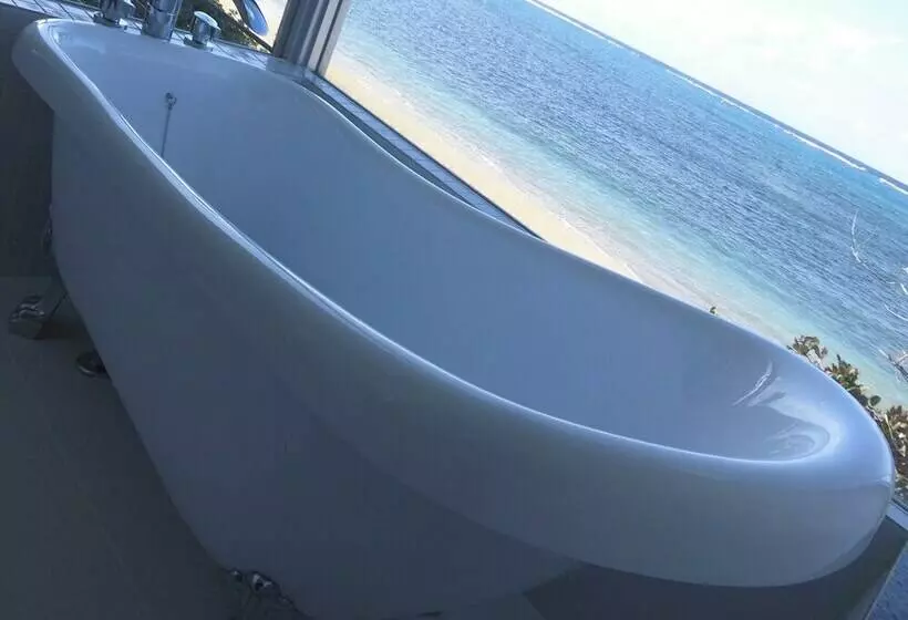 Hotelli Beach Room