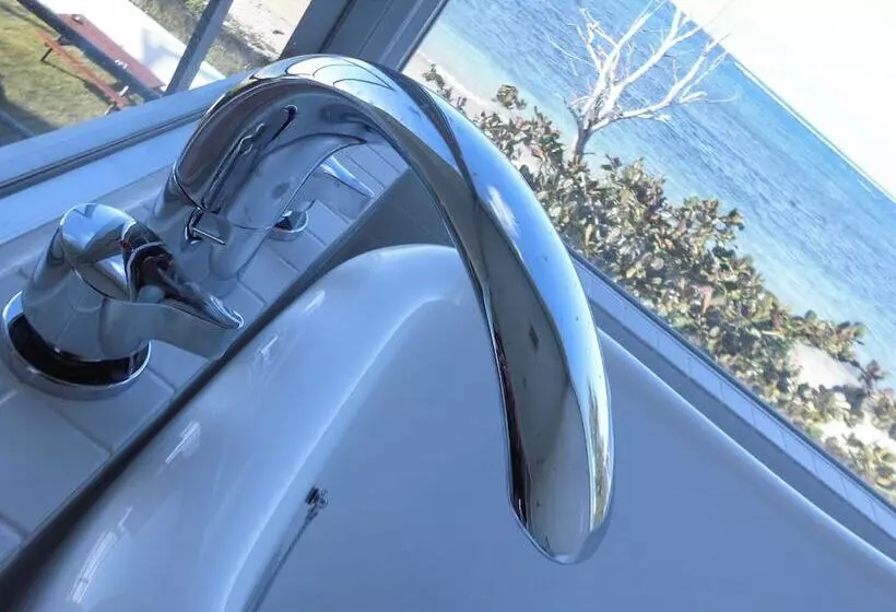 Hotelli Beach Room