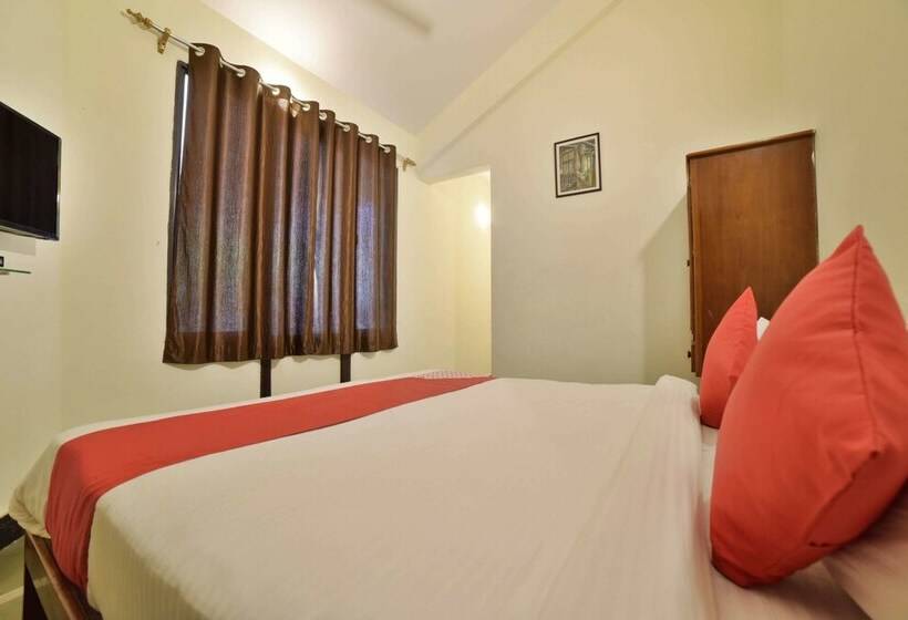 בית מלון כפרי Big Daddy S Inn