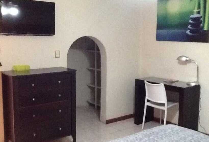 فندق Boutique Valverde Cumbres De La Escalon