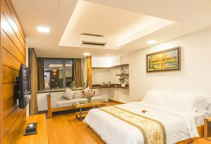 City Comfort  Hotel Royal Palace