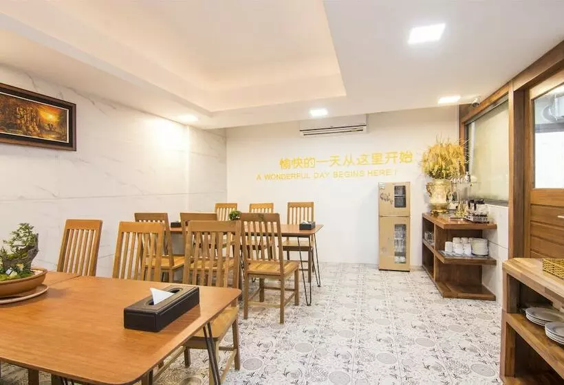 City Comfort  Hotel Royal Palace