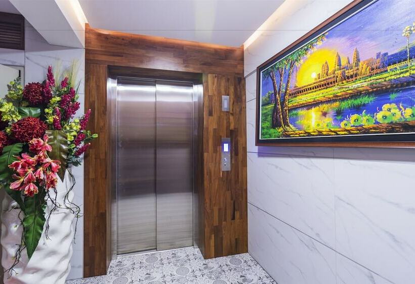 City Comfort  Hotel Royal Palace