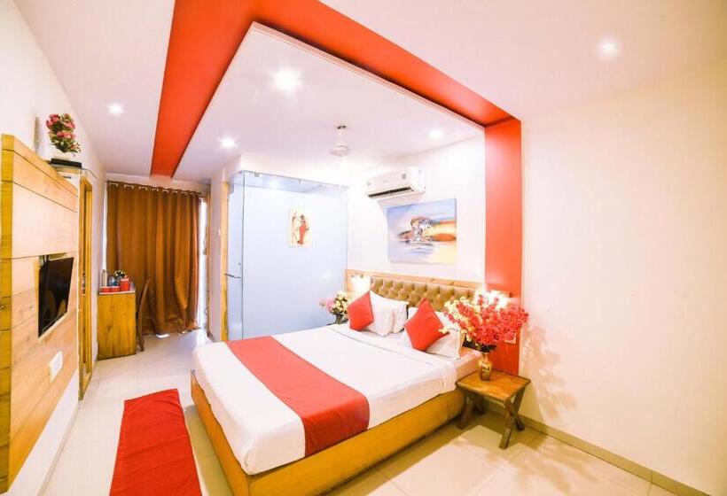 호텔 Grandeur Near Mumbai International Airport