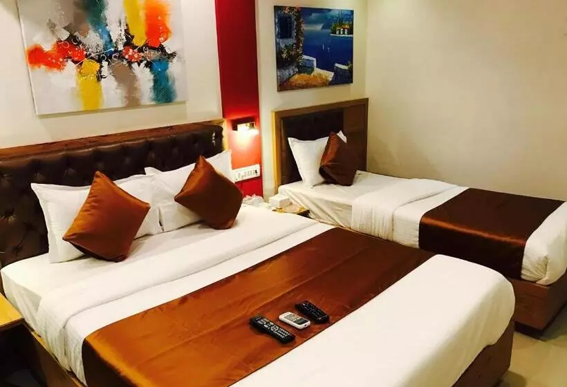 Hotelli Grandeur Near Mumbai International Airport