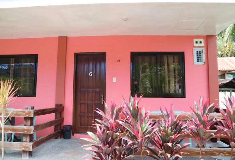 בית מלון כפרי Jamjen S Lodge