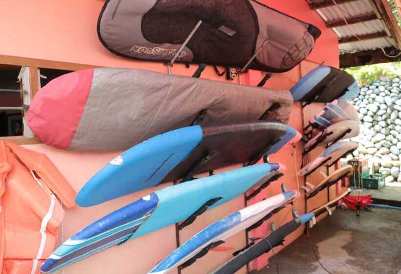 בית מלון כפרי Jamjen S Lodge