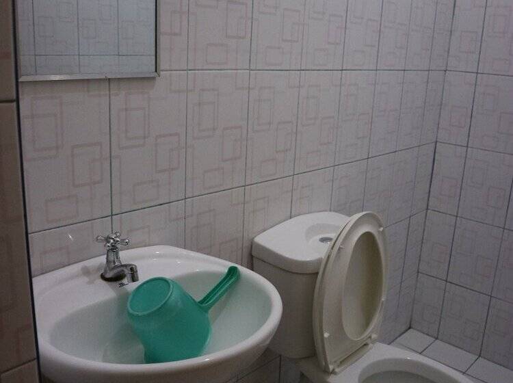 בית מלון כפרי Jamjen S Lodge