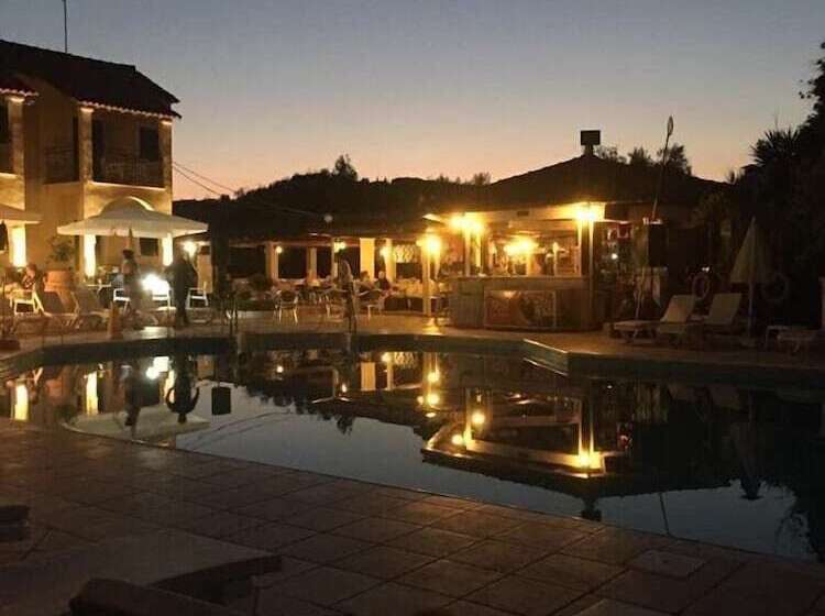 هتل Oula Maisonettes