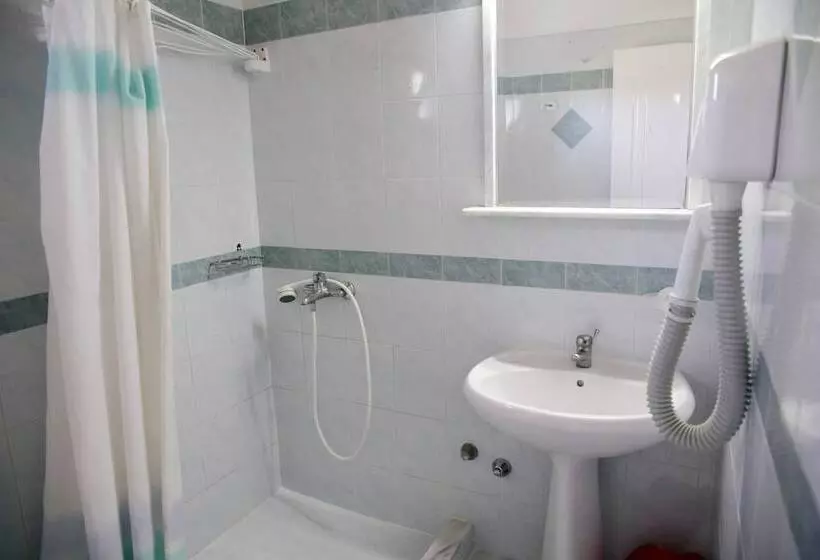 ホテル Oula Maisonettes