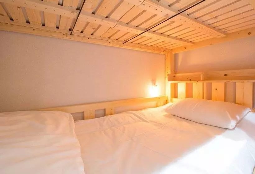 هتل Sakura Japanese House   Hostel