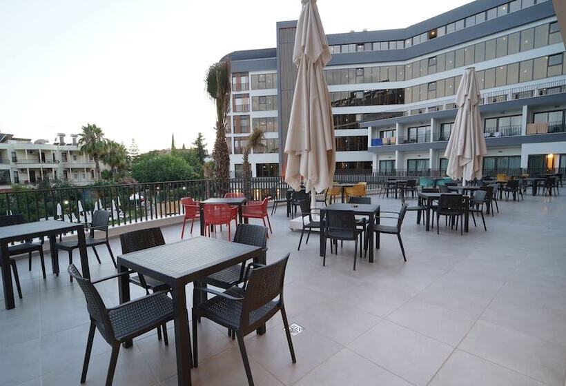 هتل The Raga Side Ultra All Inclusive