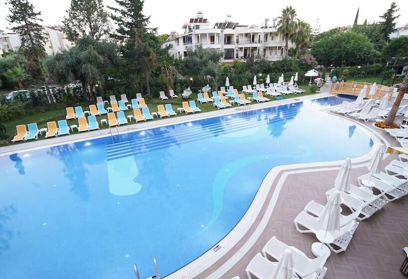 هتل The Raga Side Ultra All Inclusive