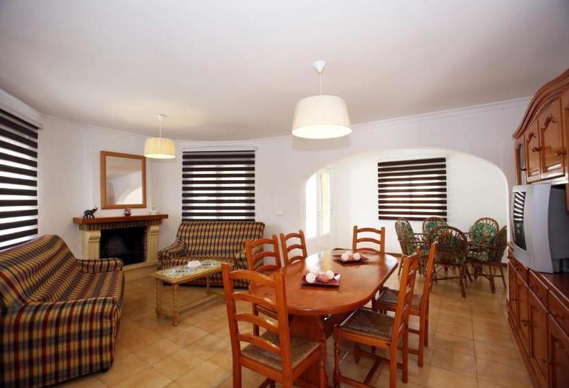 هتل Villa Estanyo