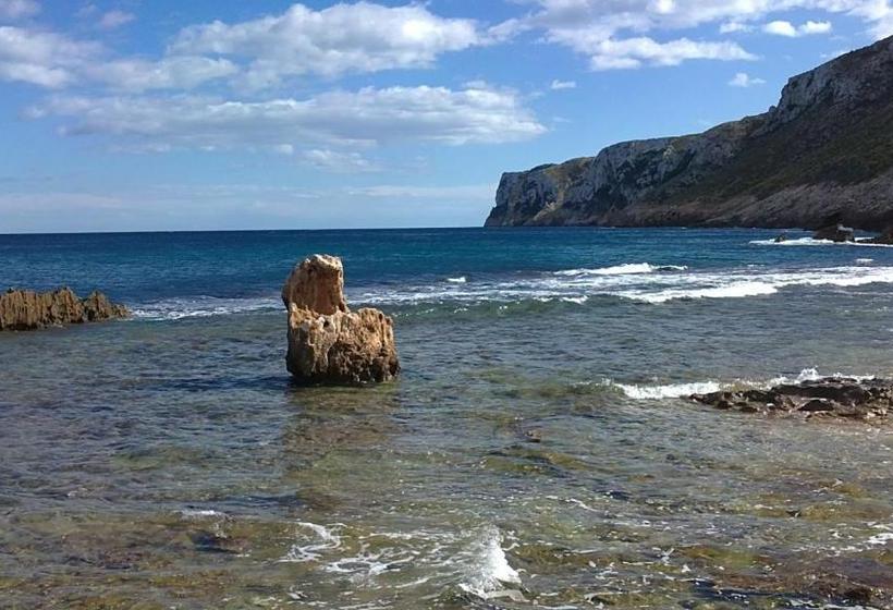 هتل Villa Estanyo