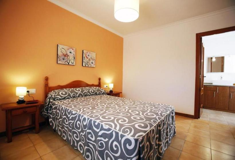 هتل Villa Estanyo