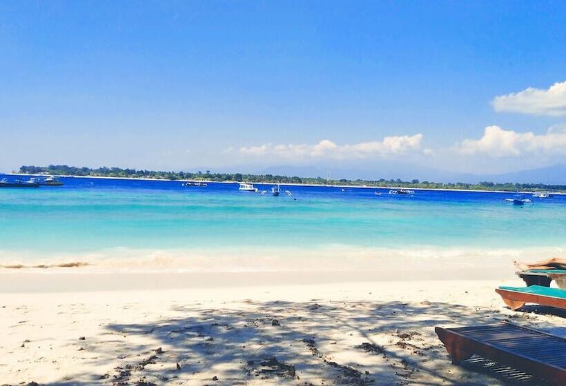 בית מלון כפרי Villas Light House   Eco Traditional Joglo