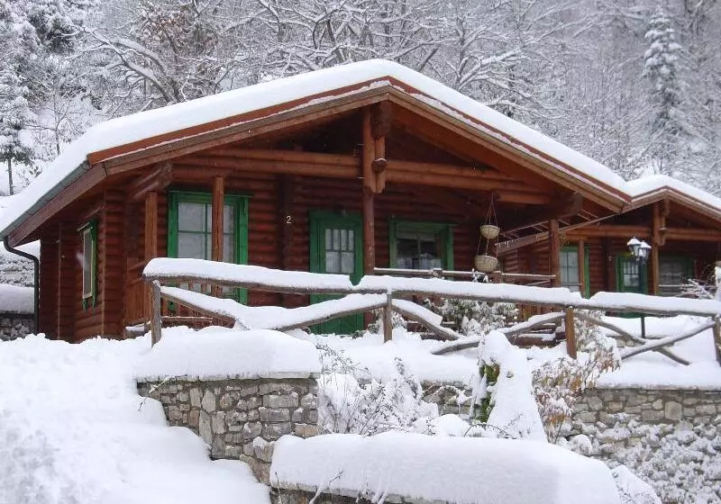 ホテル Xenios Chalets
