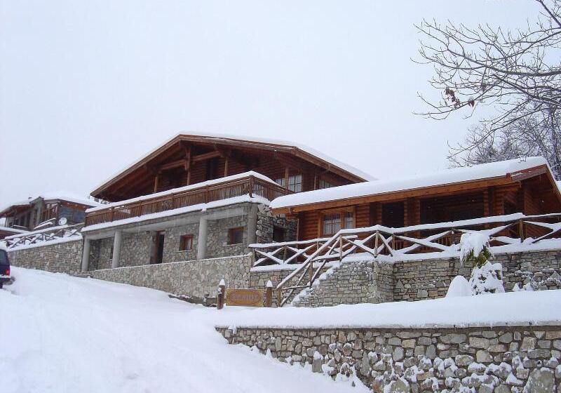 בית מלון כפרי Xenios Chalets