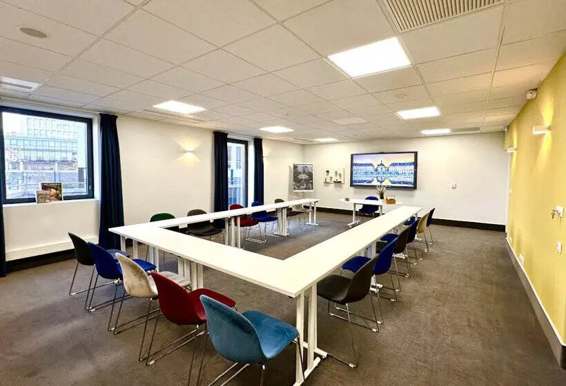 Radisson Hotel Bordeaux