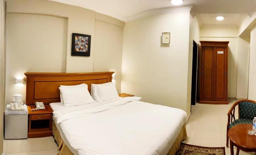 Al Murooj Hotel Apartments