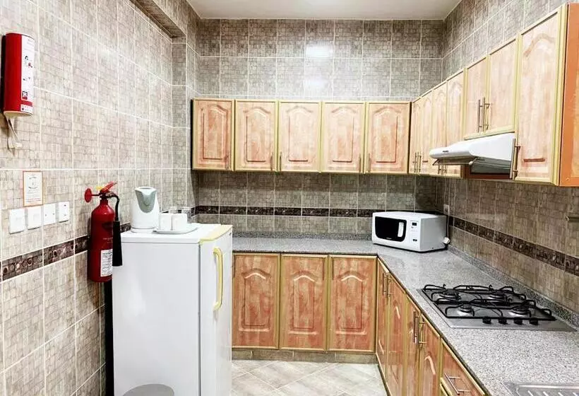 Al Murooj Hotel Apartments