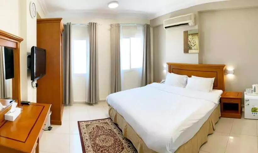 Al Murooj Hotel Apartments