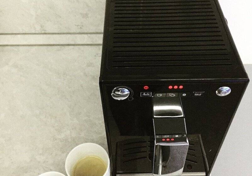 Buran Capsule Hotel   Hostel