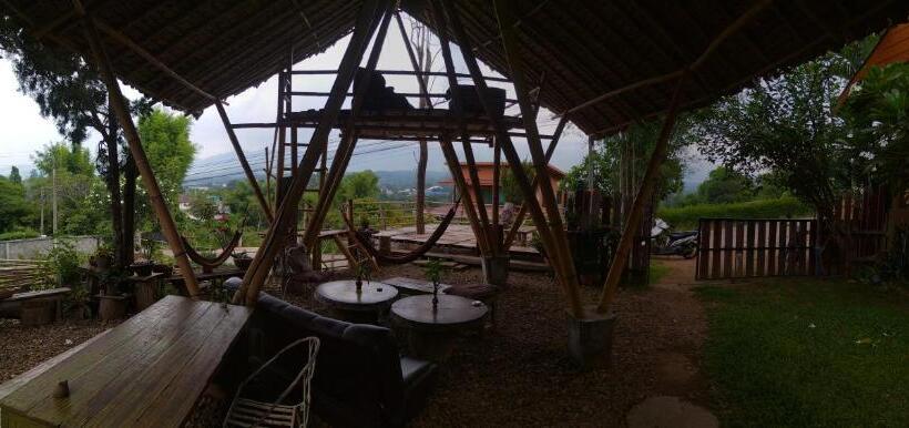 Отель Chilling Hill Guesthouse