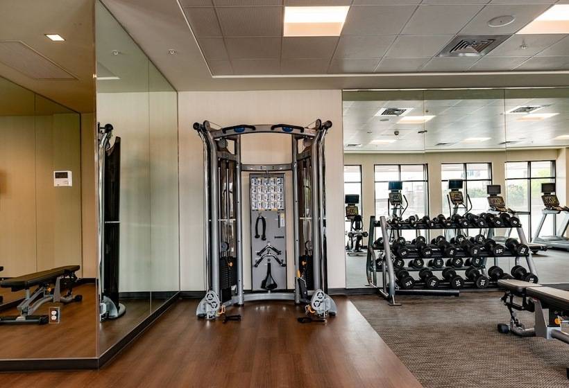 هتل Courtyard By Marriott Omaha East/council Bluffs, Ia