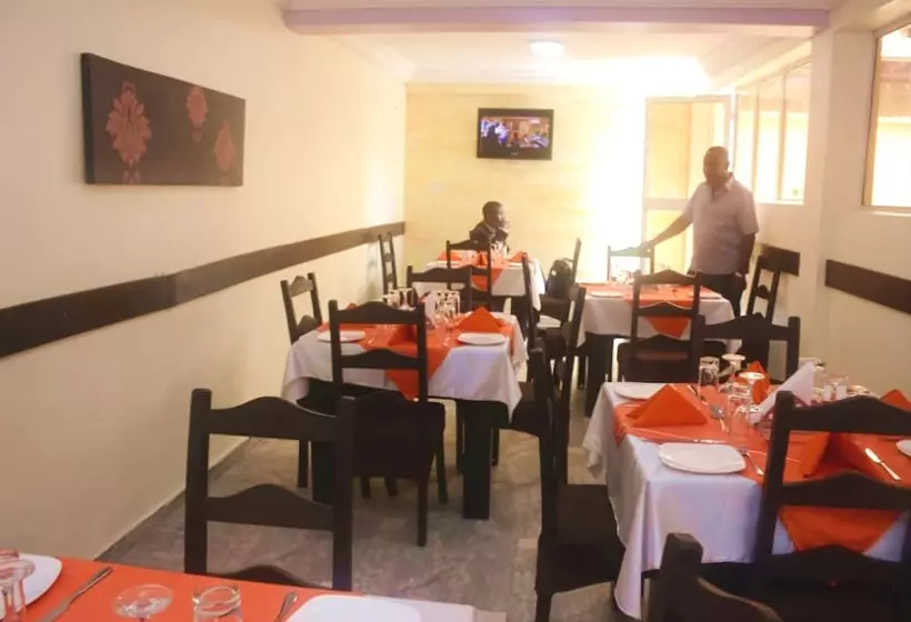 هتل De La Premiere Inn